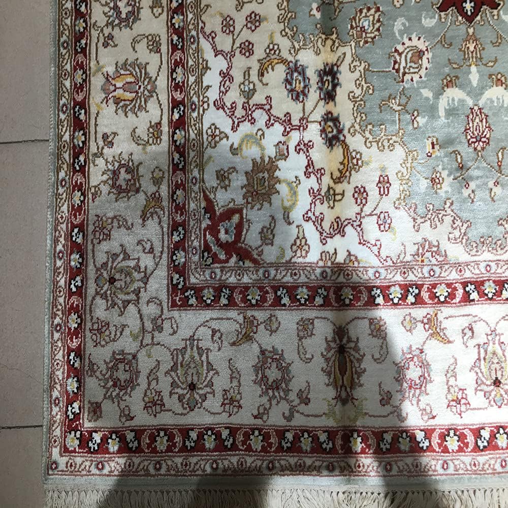 4ft x 6ft Handmade Silk Carpet J8933