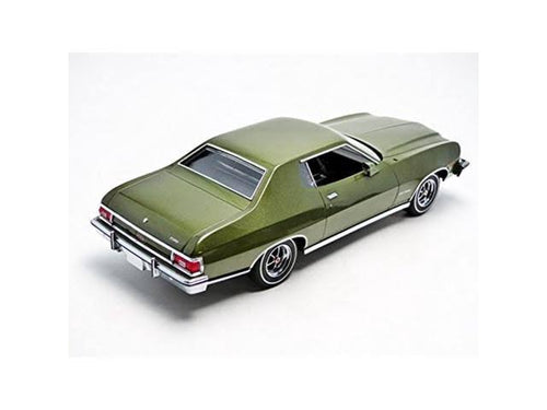 1976 Ford Gran Torino Metallic Vehicle 1:18 Scale Dark Green M7429