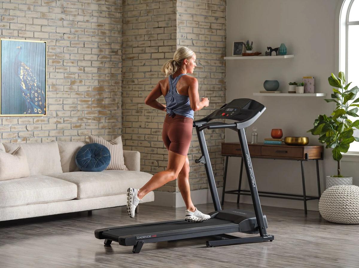 Treadmill with 5” Display O8602