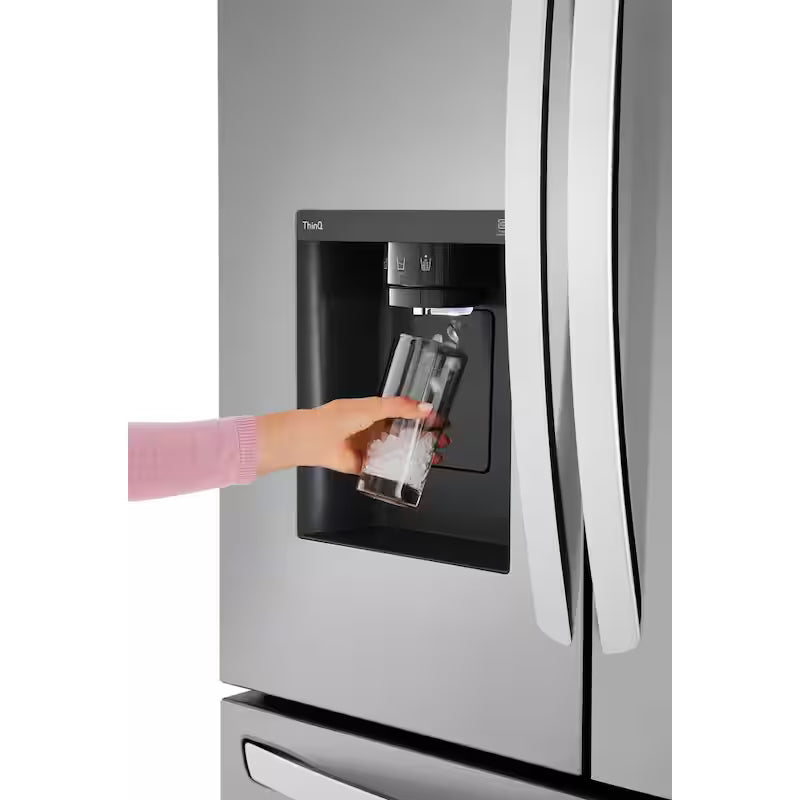 French Door Refrigerator with Dual Ice Makers Q820468