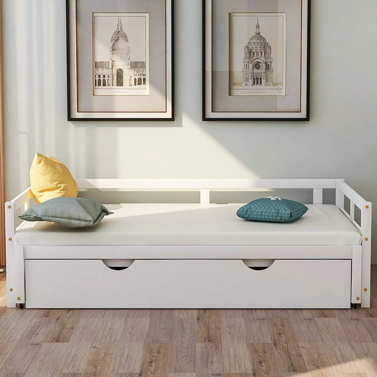 White Wood Daybed with Pull Out Trundle X738912