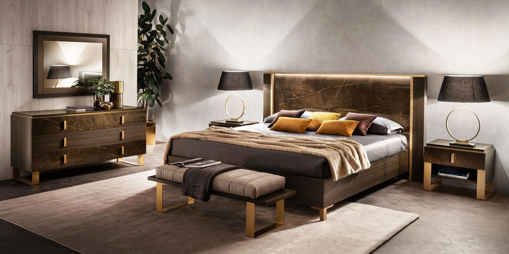 King Bedroom Set M5289